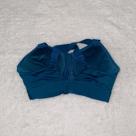 Sports Bra - Picture 2 of 4